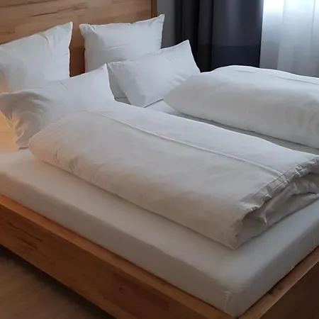 Hotel Hb 32 Metzingen (Tubingen)
